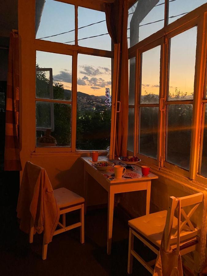 Дом Тины Apartment Тбилиси Екстериор снимка