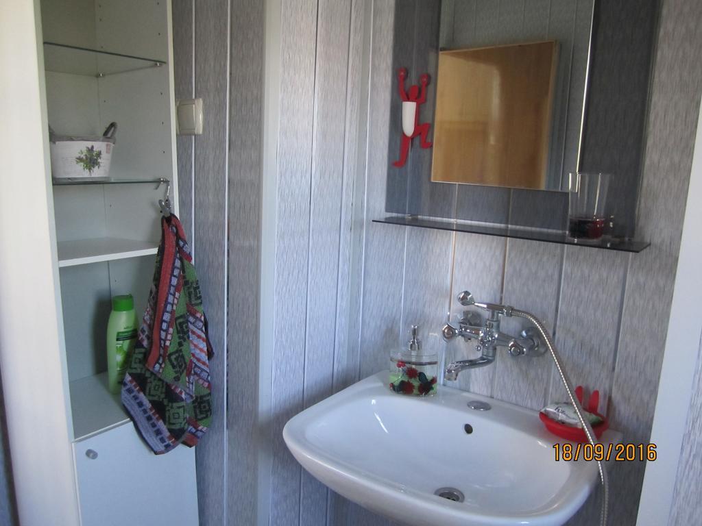 Дом Тины Apartment Тбилиси Екстериор снимка