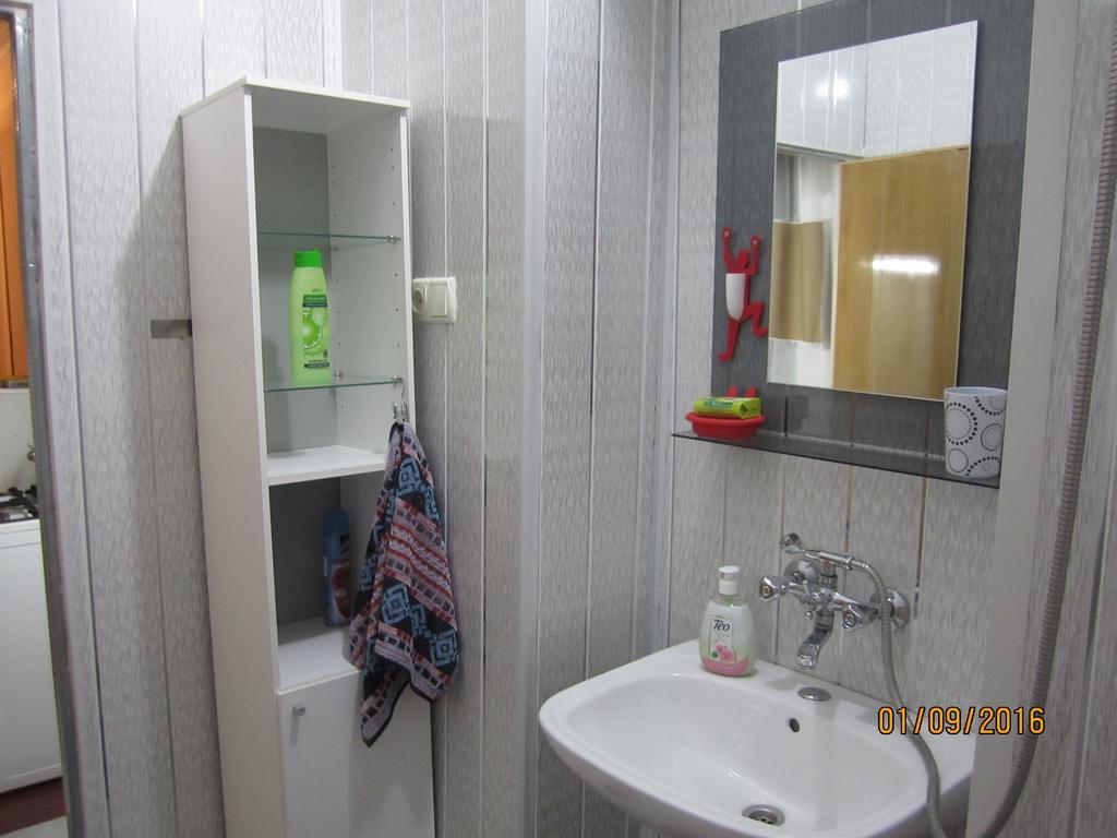 Дом Тины Apartment Тбилиси Екстериор снимка