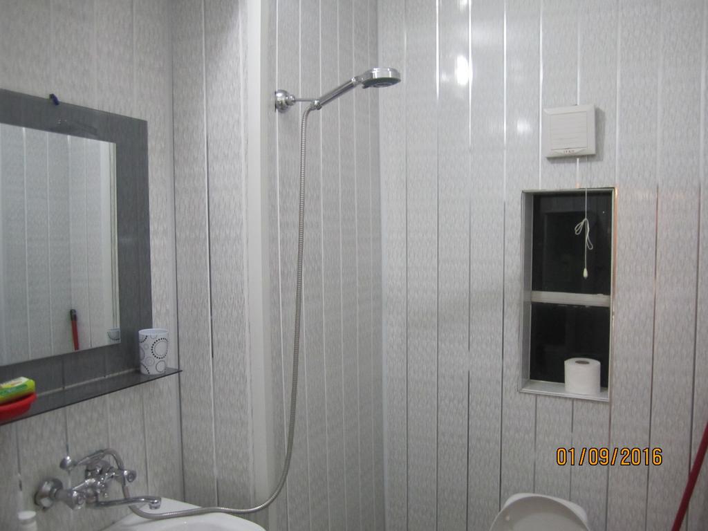 Дом Тины Apartment Тбилиси Екстериор снимка